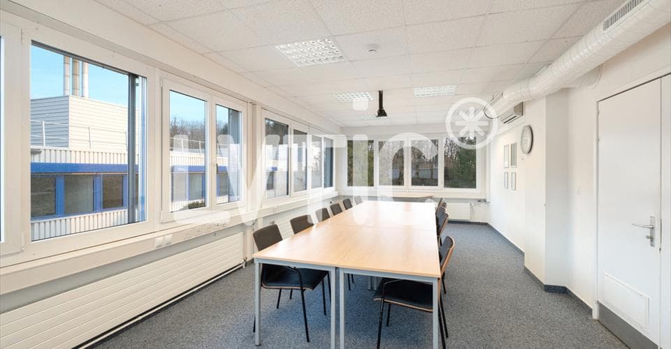 Adresse sur demande