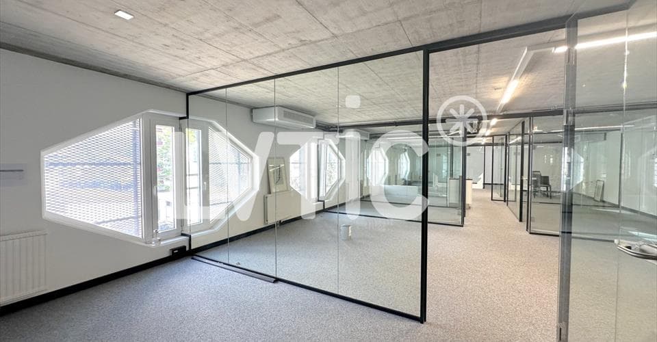 Adresse sur demande
