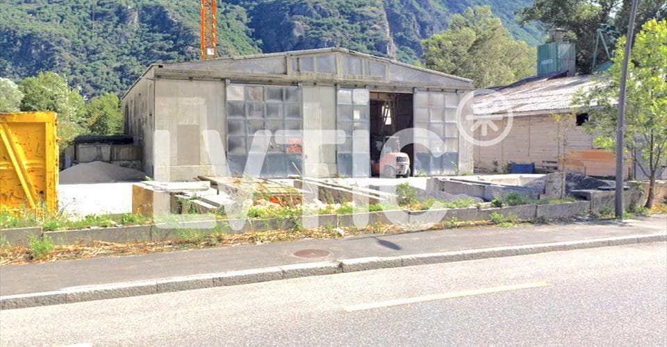 Adresse sur demande