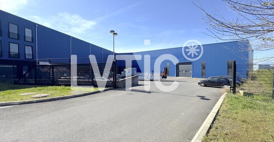 Adresse sur demande