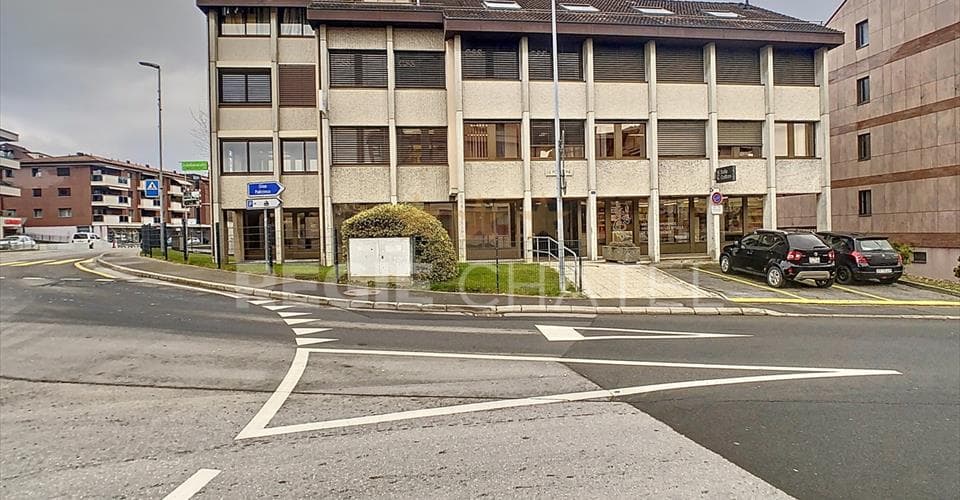Av de la Gare 40
