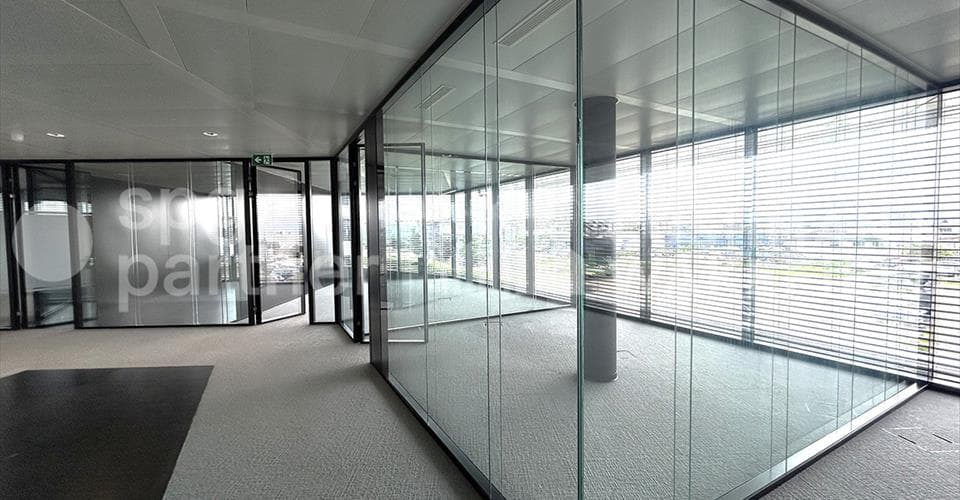 https://www.immobilier.ch/Medias/spg-intercity-geneva-765/1126841/images/full/28560065.jpg