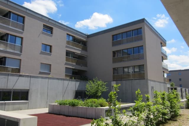 Ladenfläche mieten in 4144 Arlesheim, 64m² | maison.work