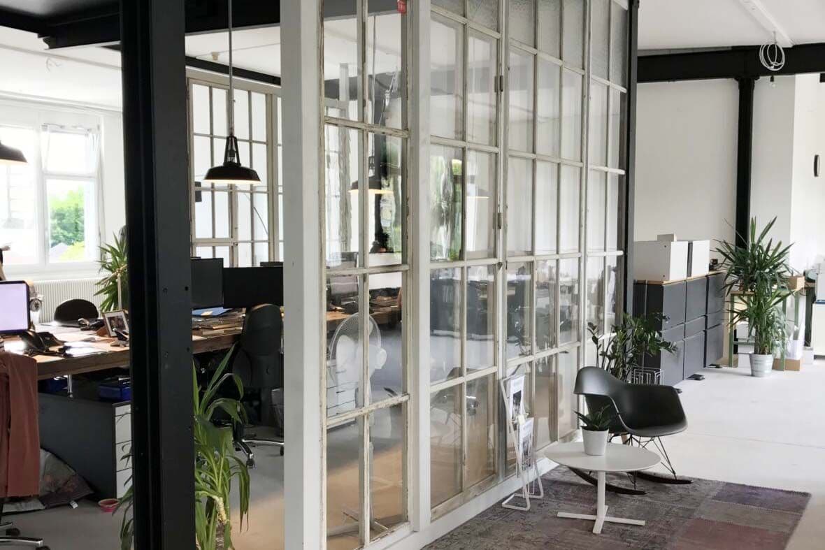 Joylab Office workstations