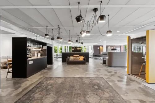 Arbeitsplatz-Trends: Von Hybrid Work bis Employee Well-being