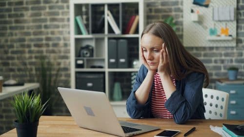 Was hilft gegen Müdigkeit im Büro?