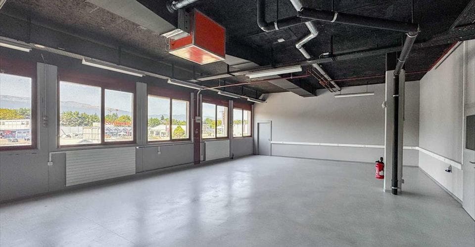 Office Auf Anfrage