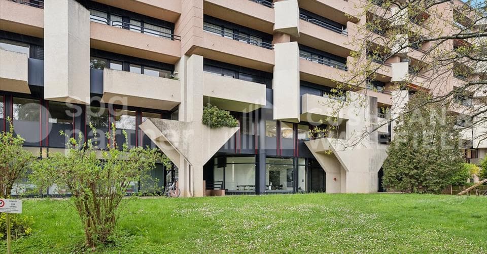 Office Avenue Alfred Cortot 7