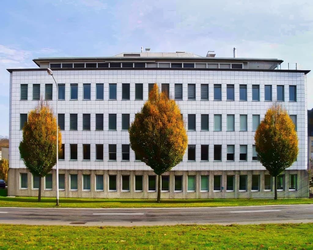 Office Täfernstrasse 16/16a