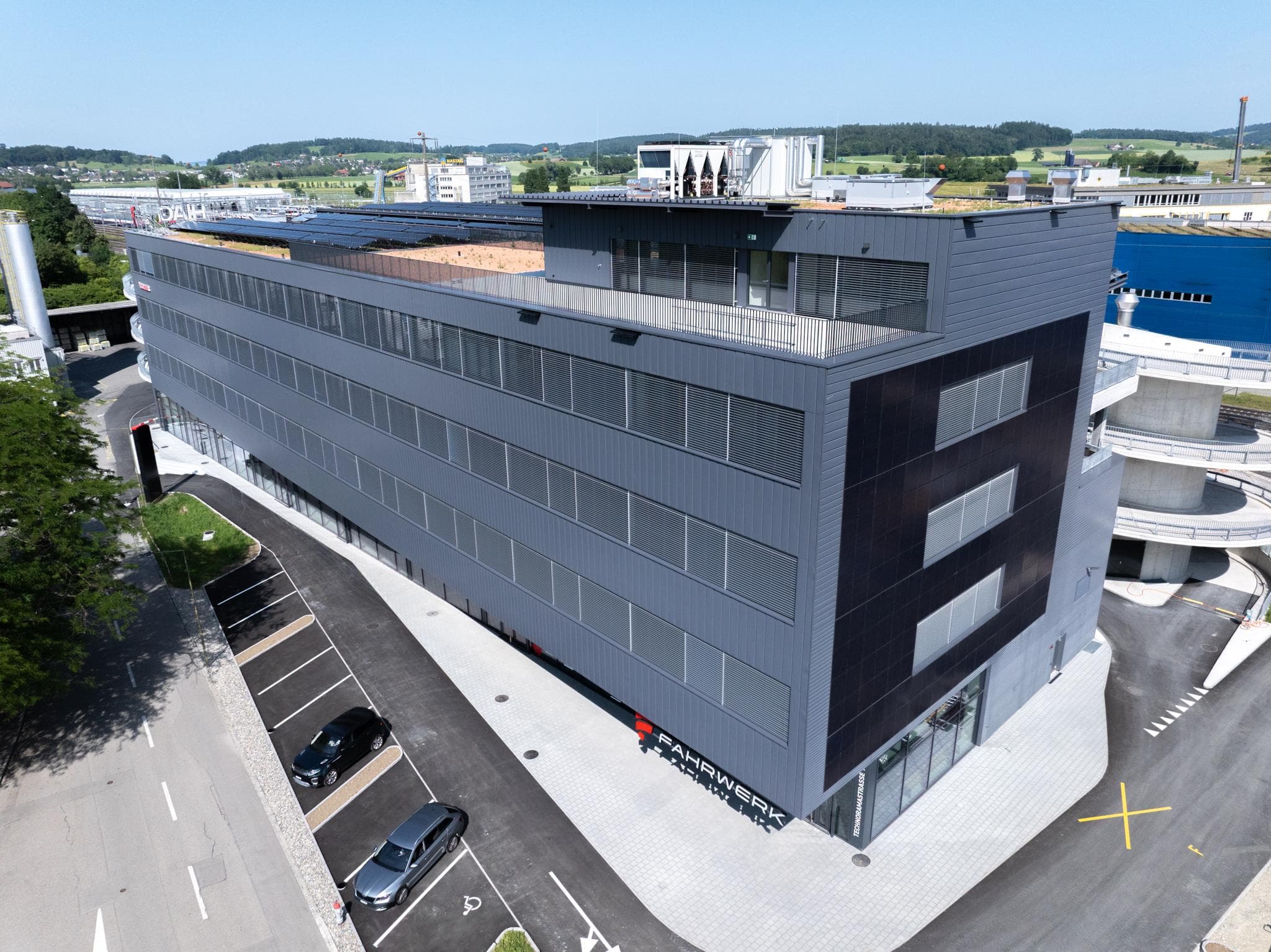 Technoramastrasse 15