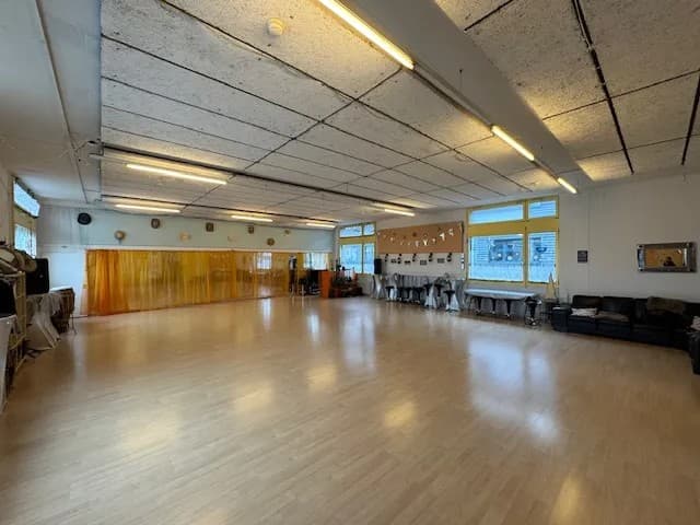 Office Alte Bernstrasse 127