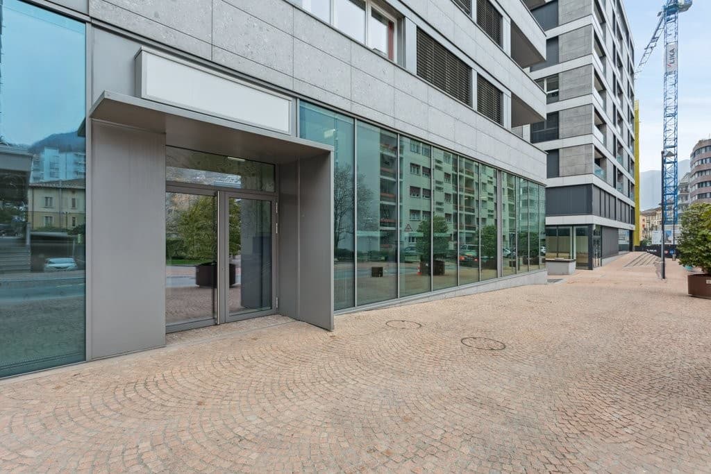 Office Via Geretta 18