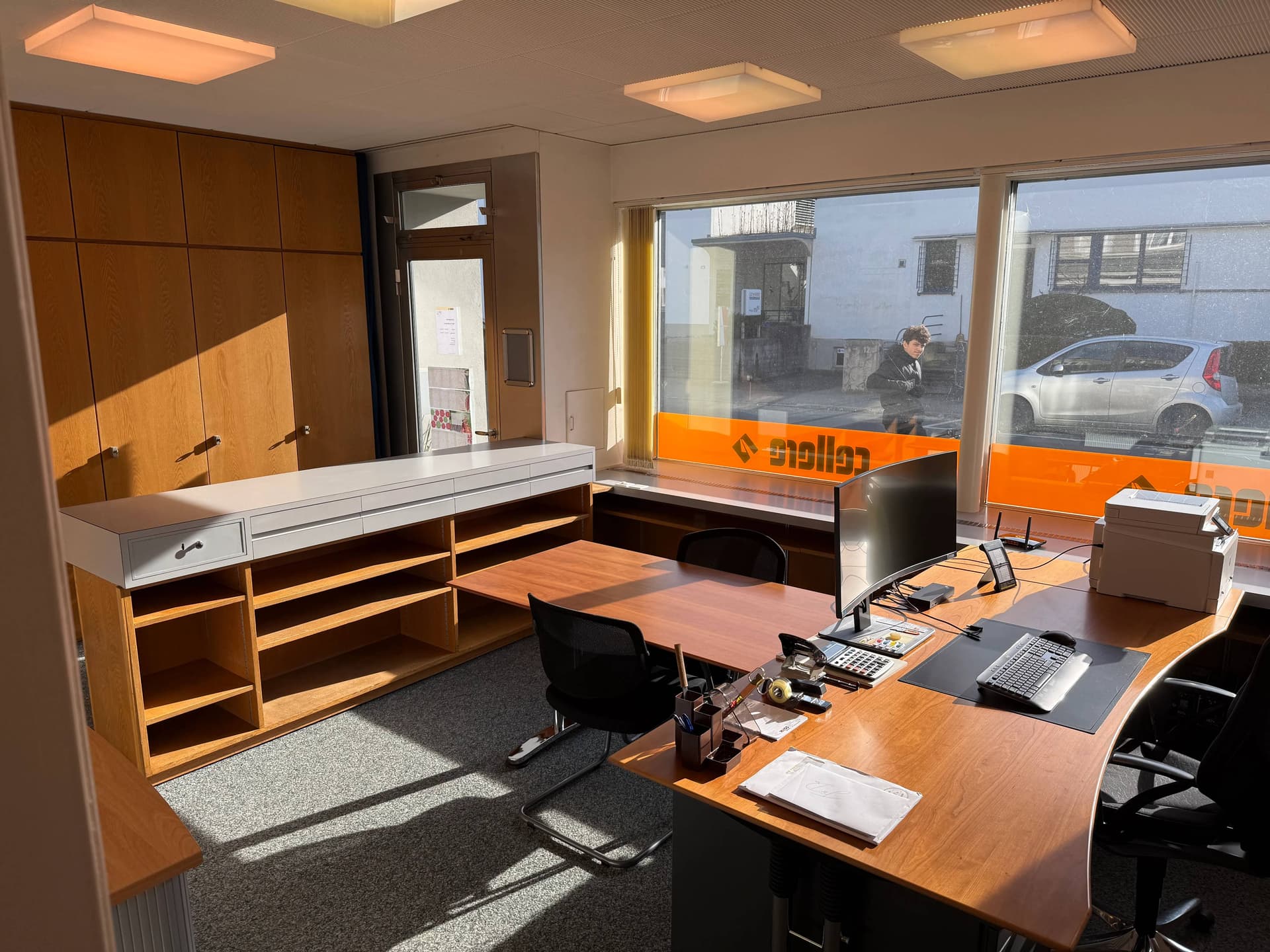 Office Thomas-Bornhauser-Strasse 9