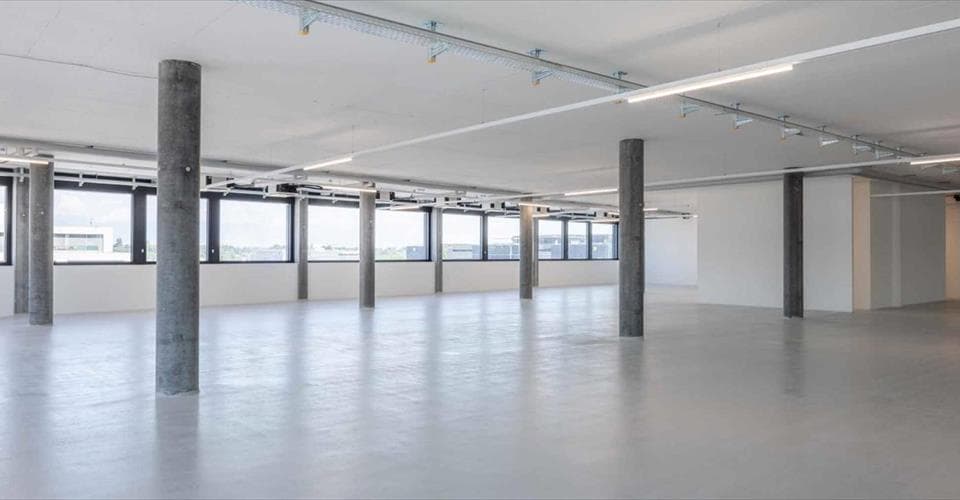 Office Auf Anfrage