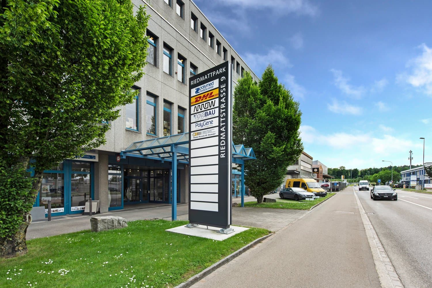 Office Riedmattstrasse 9