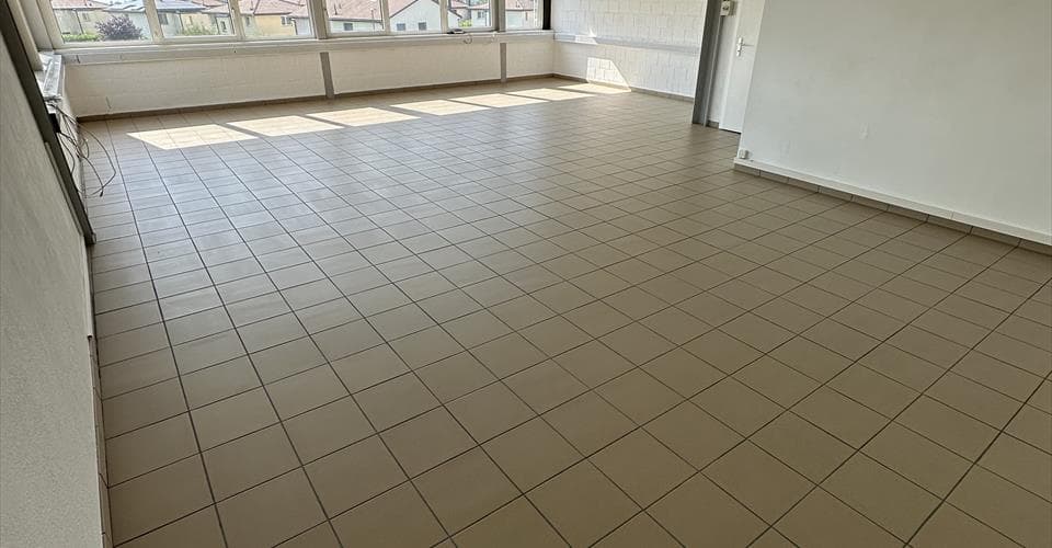 Office Baconnière 49
