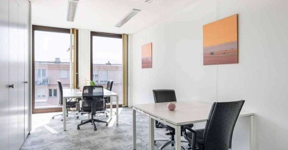 Office 18, avenue Louis- Casaï