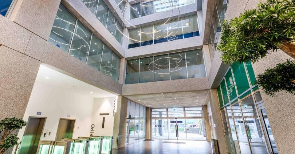 Office Auf Anfrage