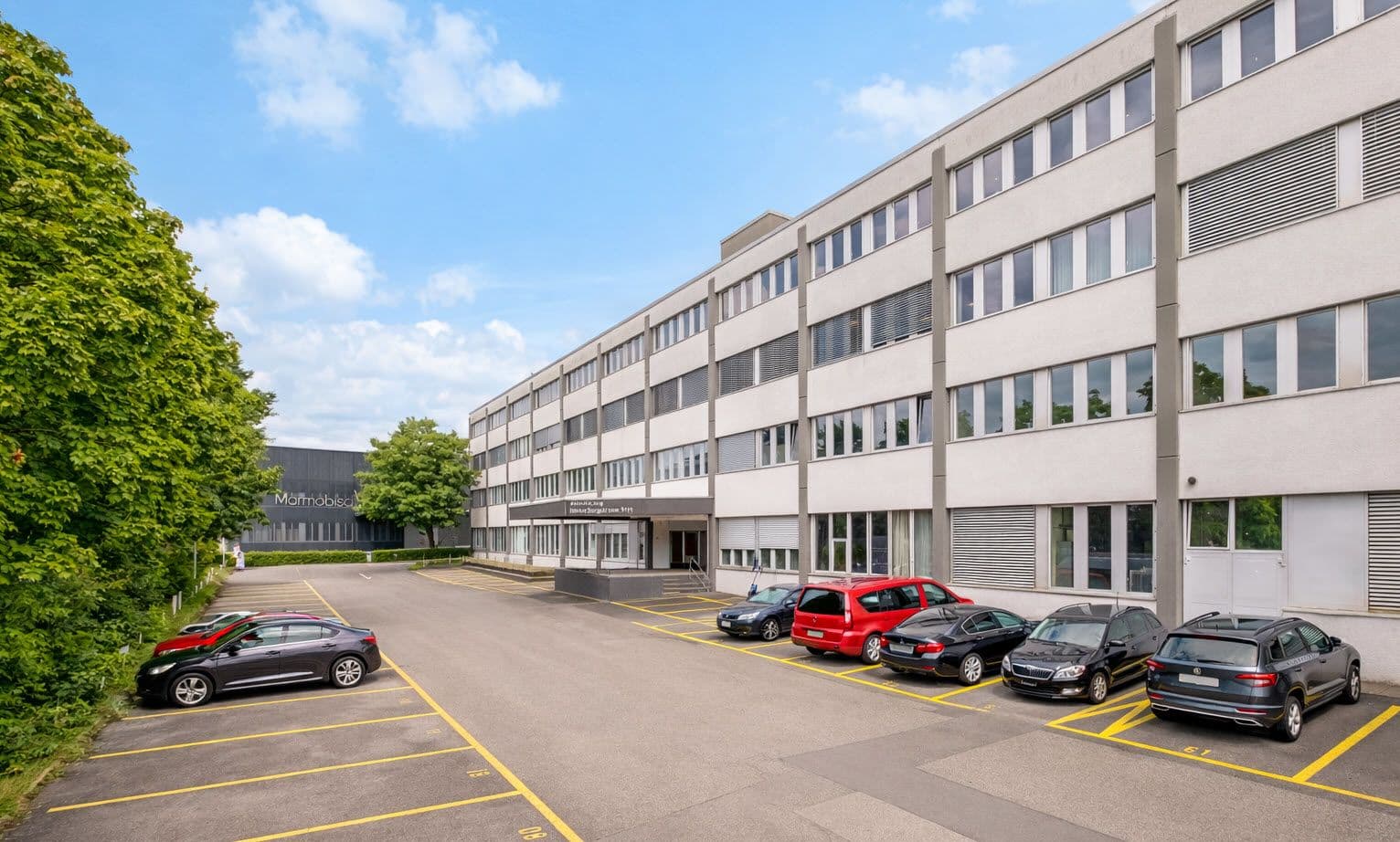 Office Hinterbergstrasse 9/11