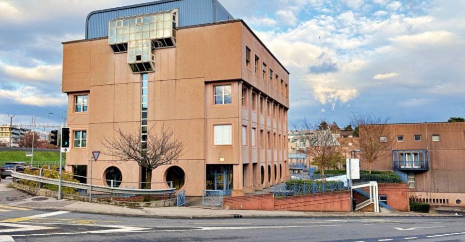 Office Auf Anfrage