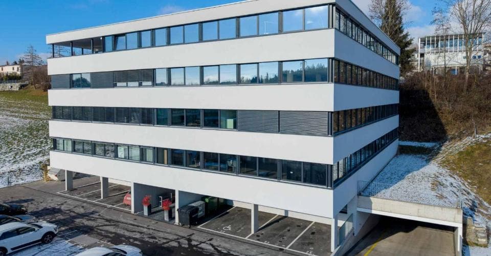 Office Auf Anfrage