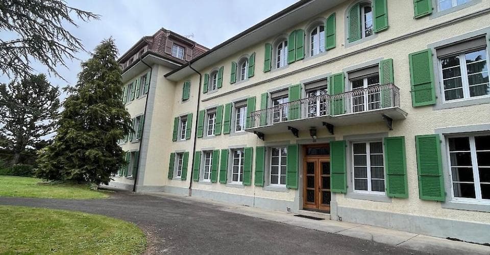Office Au Village 11