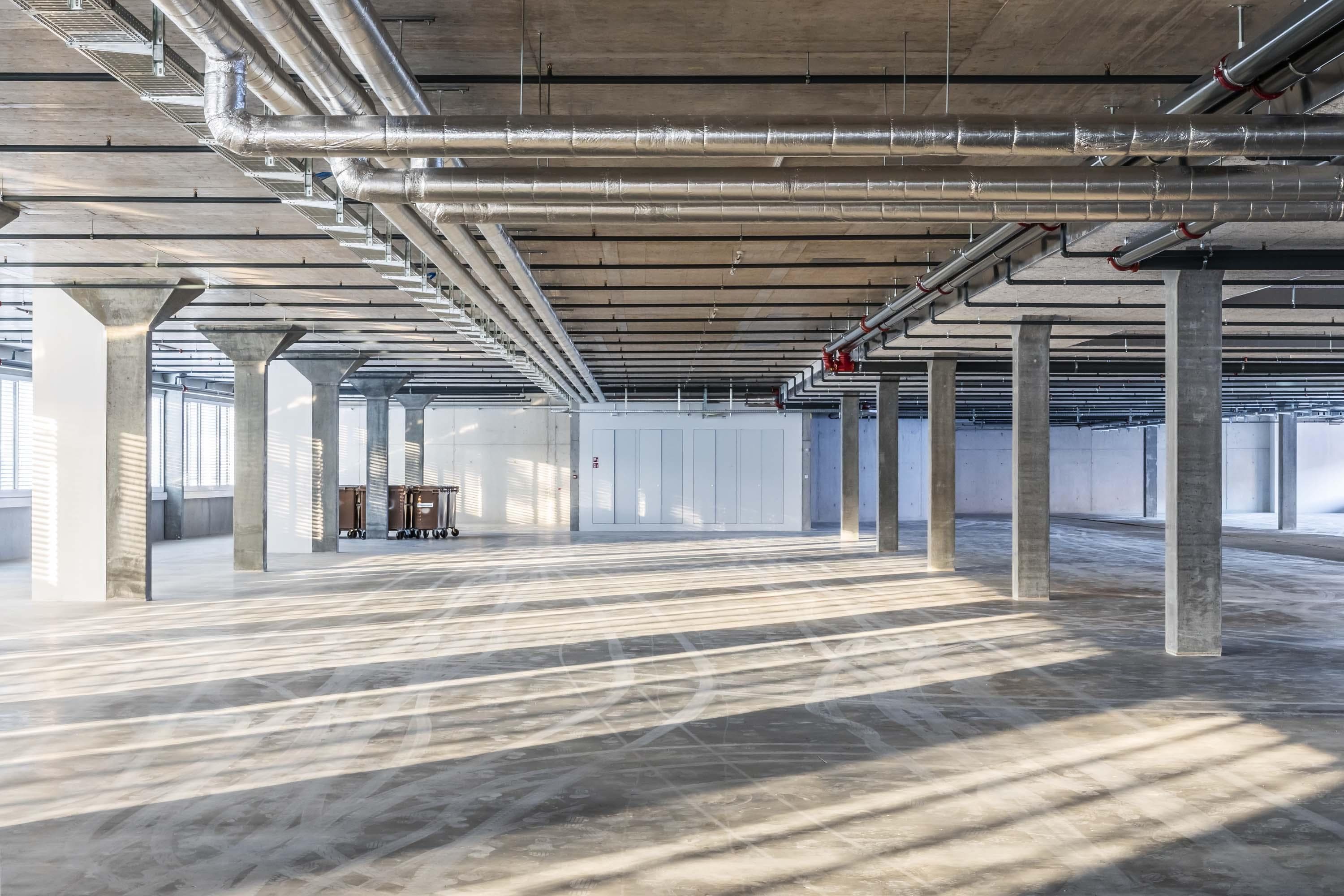 Technoramastrasse 15