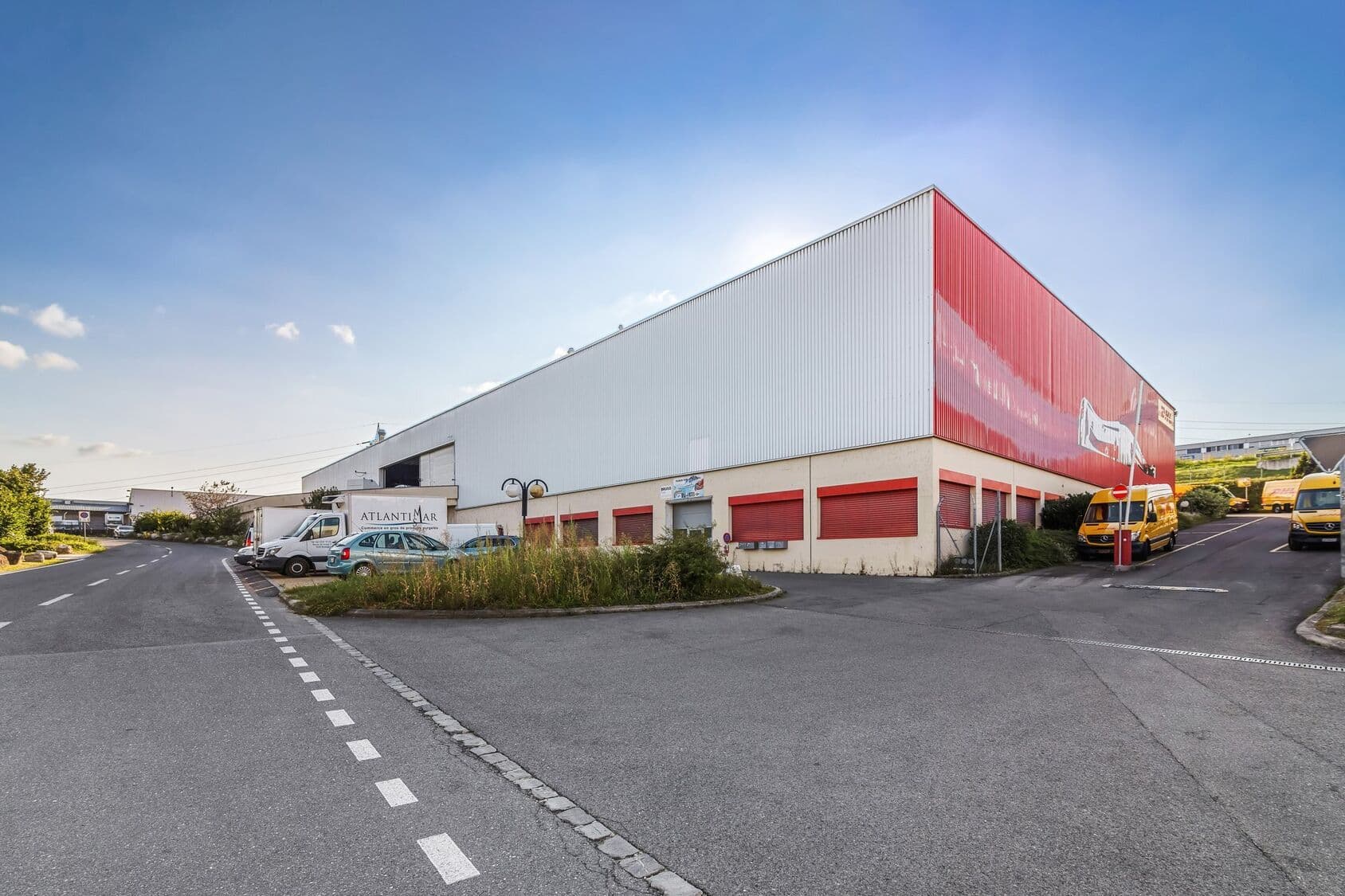 Office Route de Sorge 1