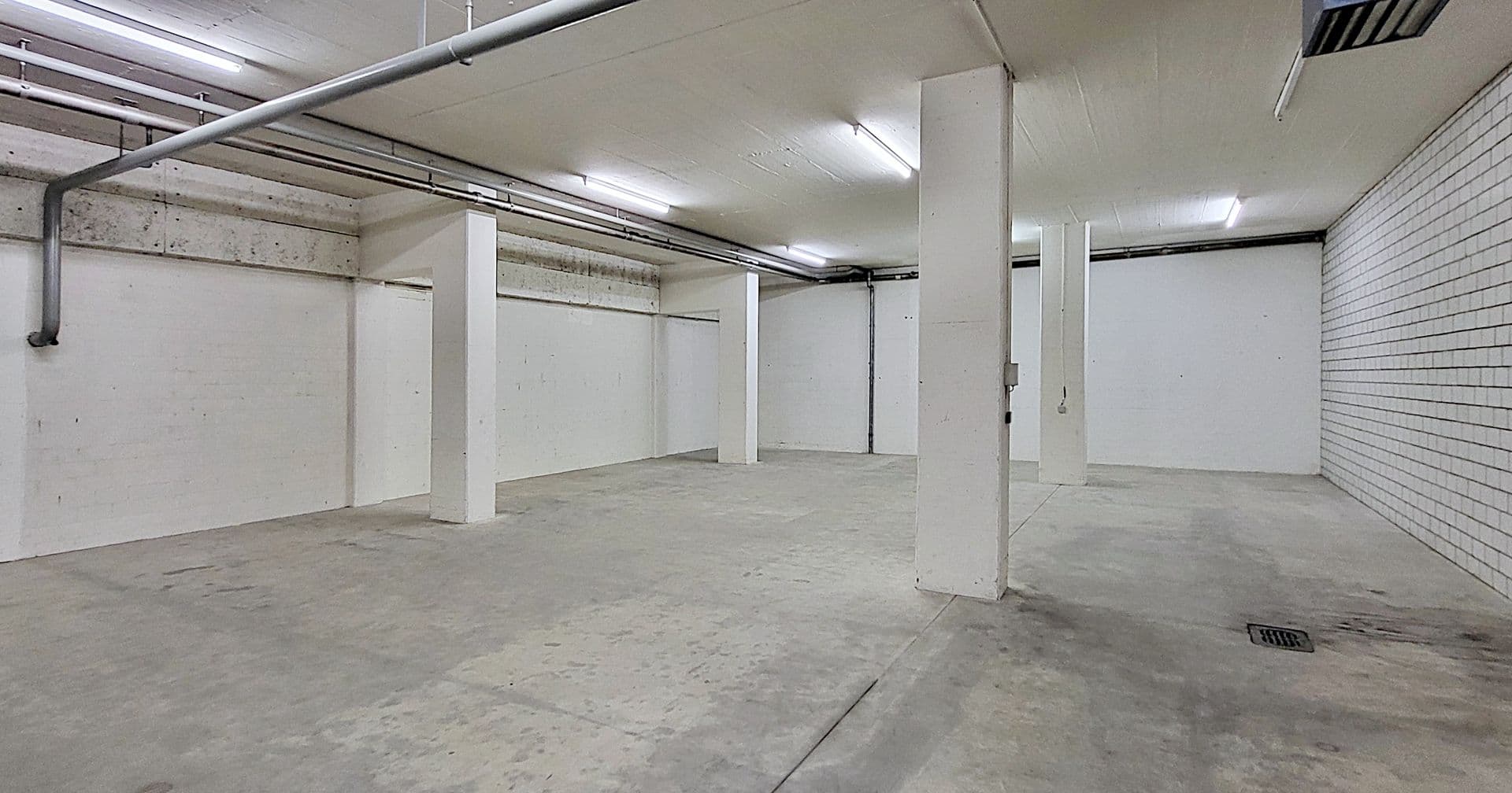 Office Europa-Strasse 27