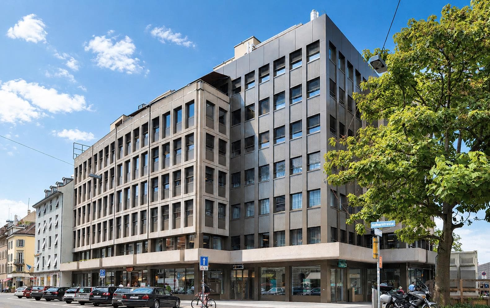 Zollstrasse 42