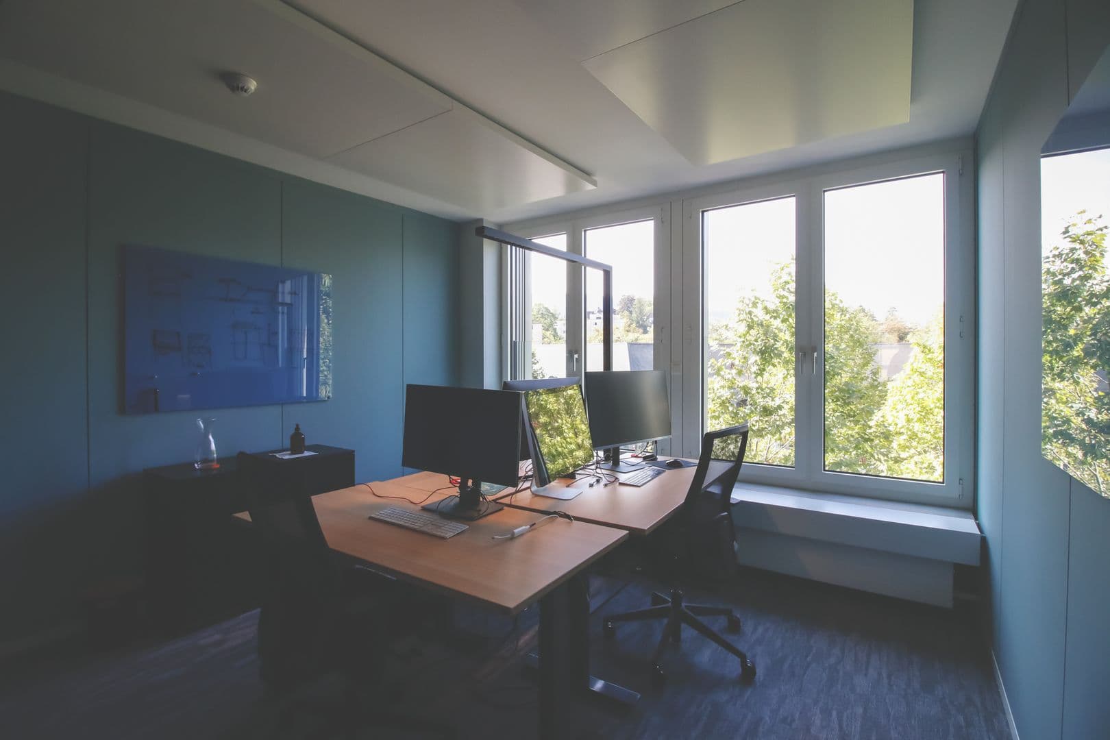 Office Tessinerplatz 7