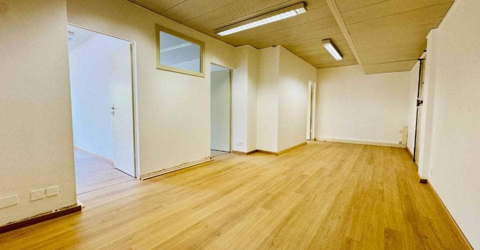 Office 6, route des Acacias