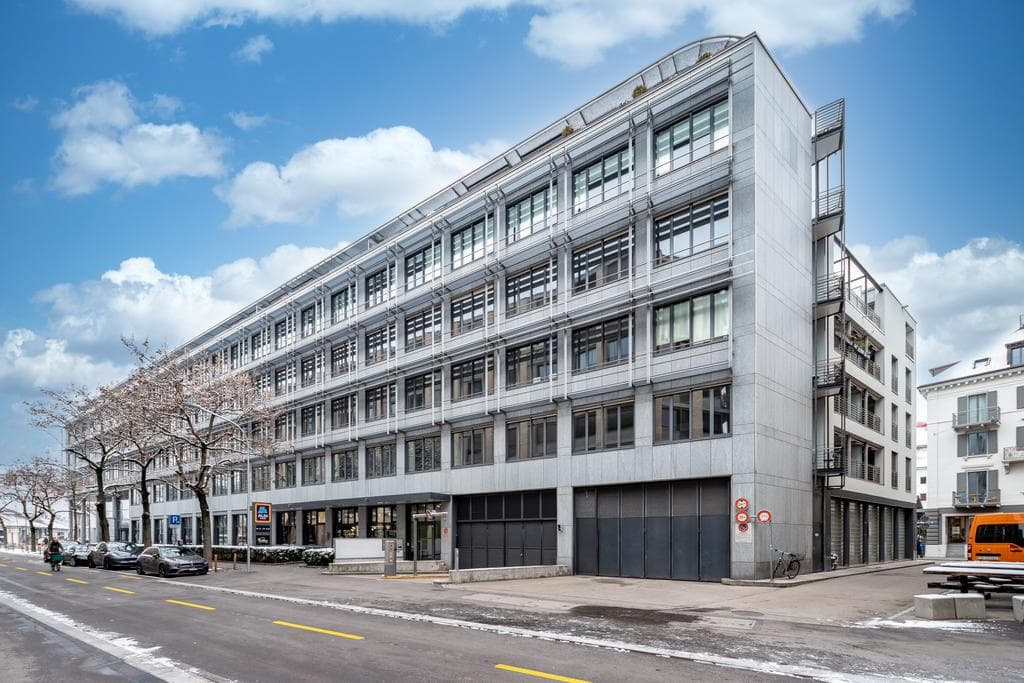 Office Zollstrasse 58/62