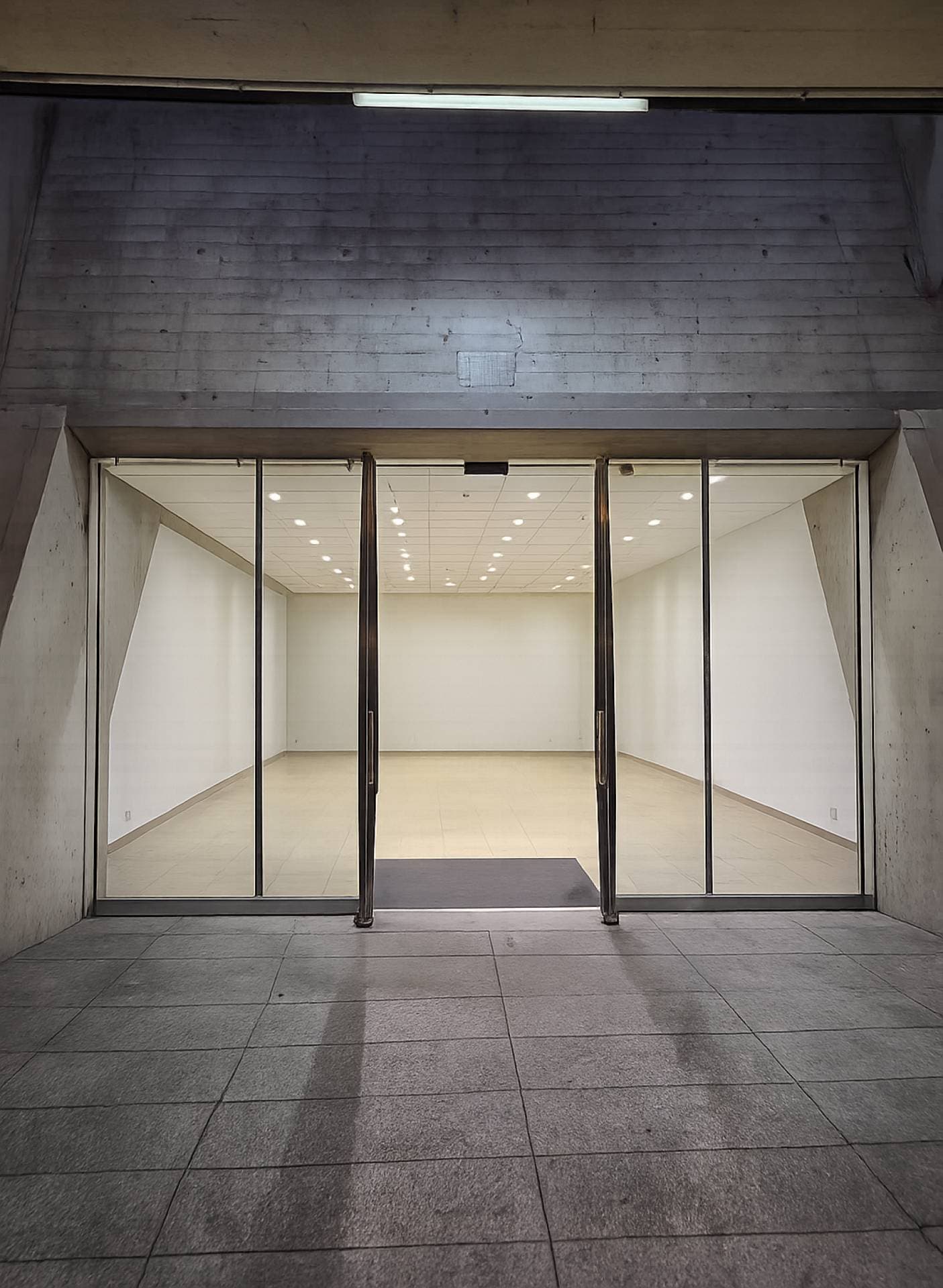 Gewerbe an Stadelhoferstrasse 8, 8001 Zürich