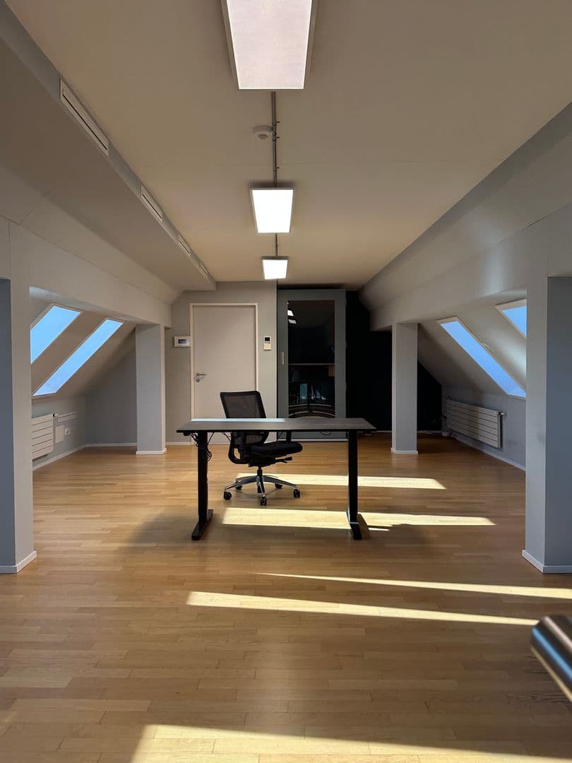 Büro an Alfred-Escher-Strasse 5, 8002 Zürich