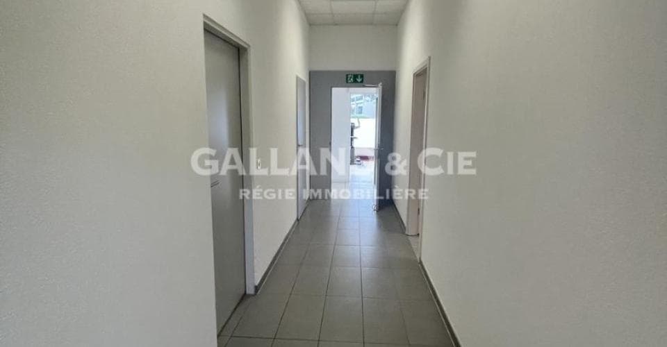 Gewerbe an Rue de l'Industrie 19, 1023 Crissier