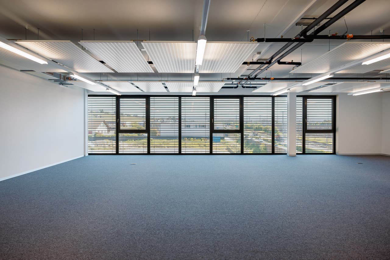 Office at Route de Denges 10-12, 1027 Lonay