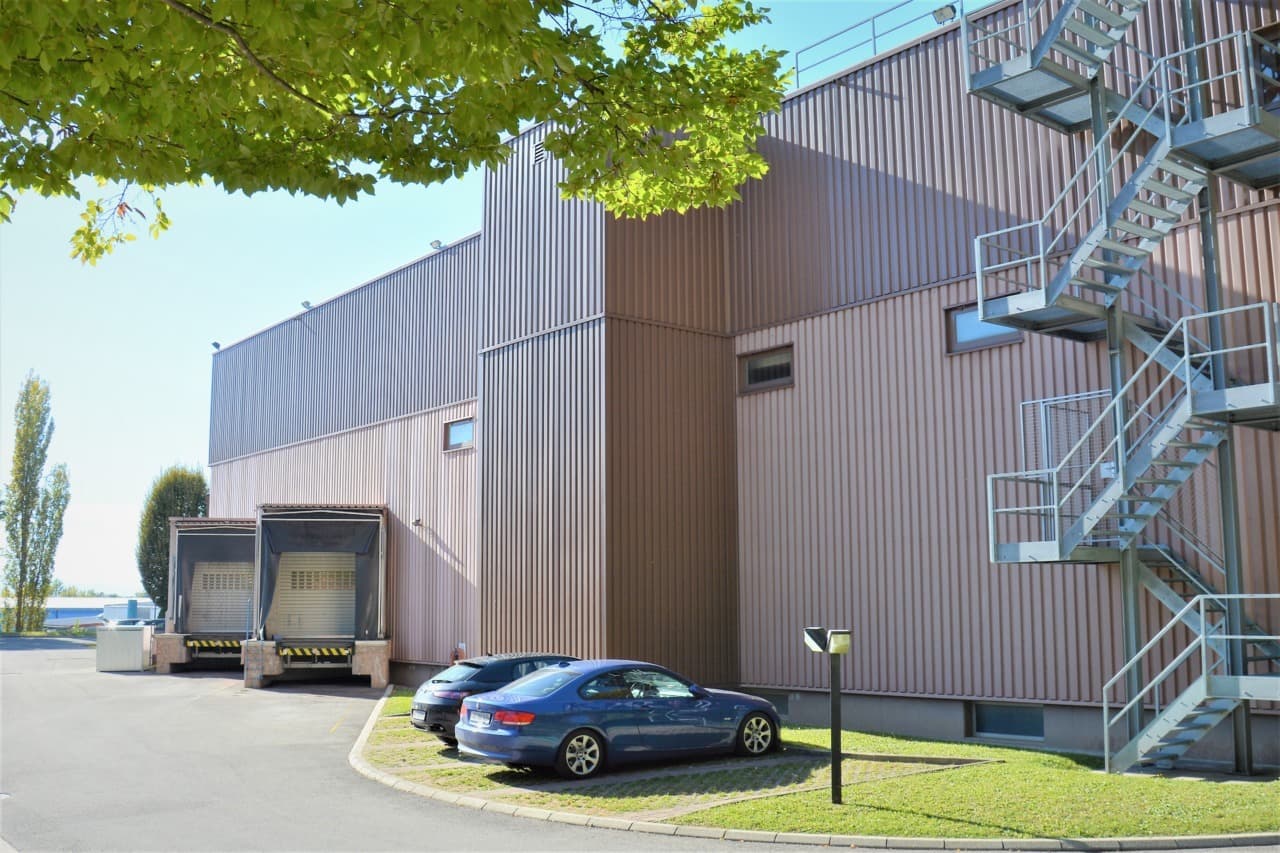 Office at Z.I. La Veyre 6B - Chemin de la Veyre-d'en-Haut 6B, 1806 St-Légier-La Chiésaz