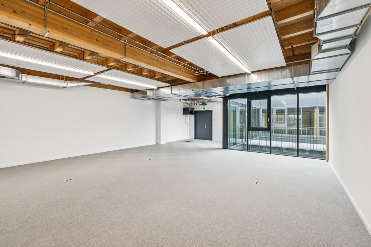 Büro an Route des Avouillons 17A, 1196 Gland