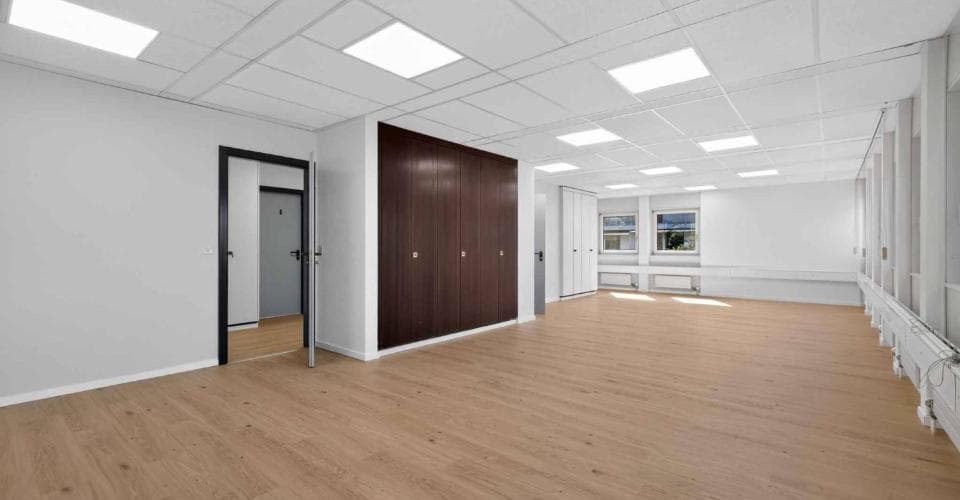Büro an 101, avenue de Lavaux, 1009 Pully