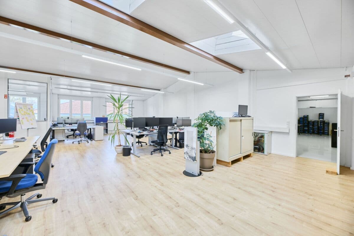 Büro an Aeschwuhrstrasse 15, 4665 Oftringen