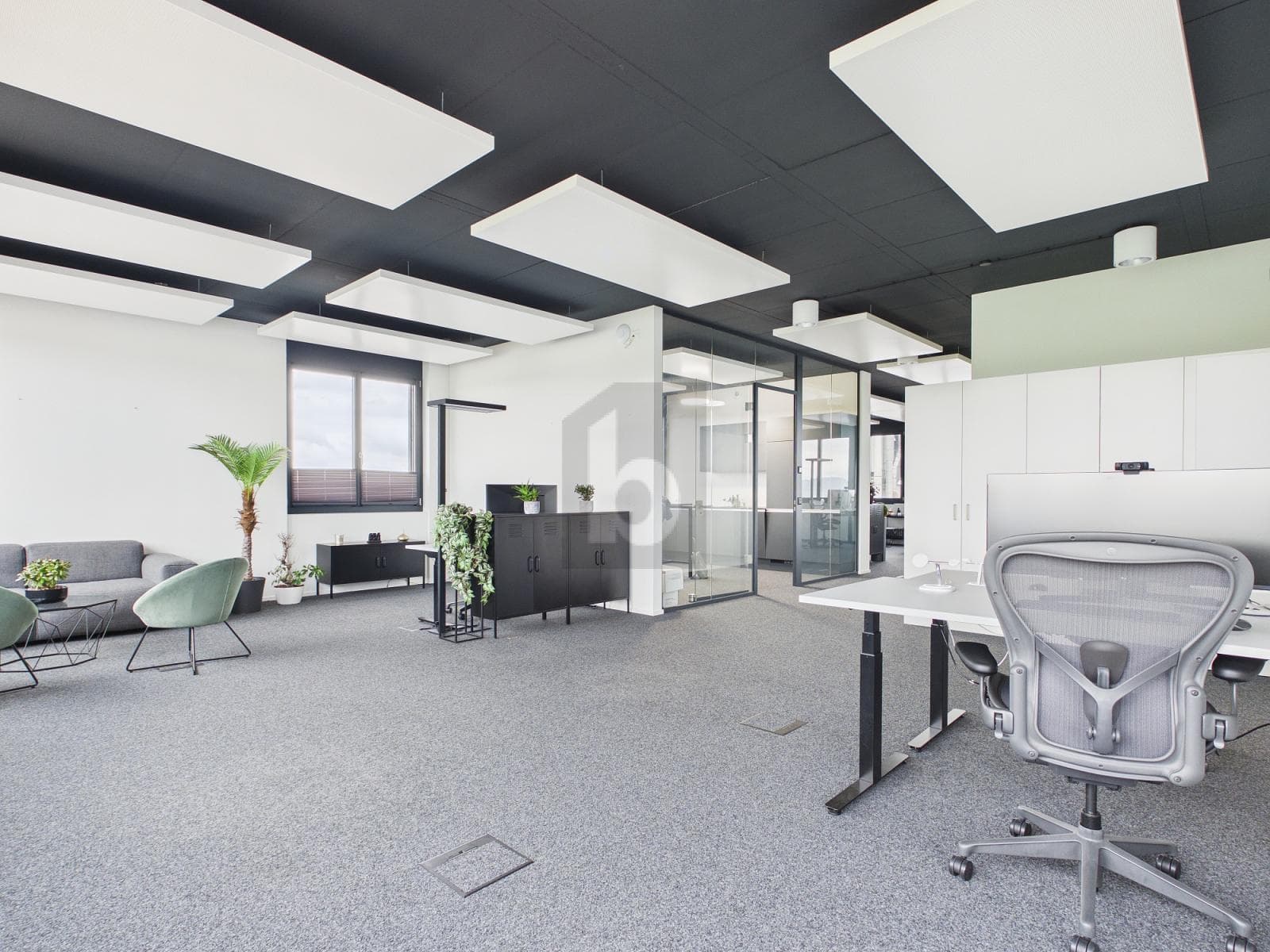 Office in 6023 Rothenburg, 243m²