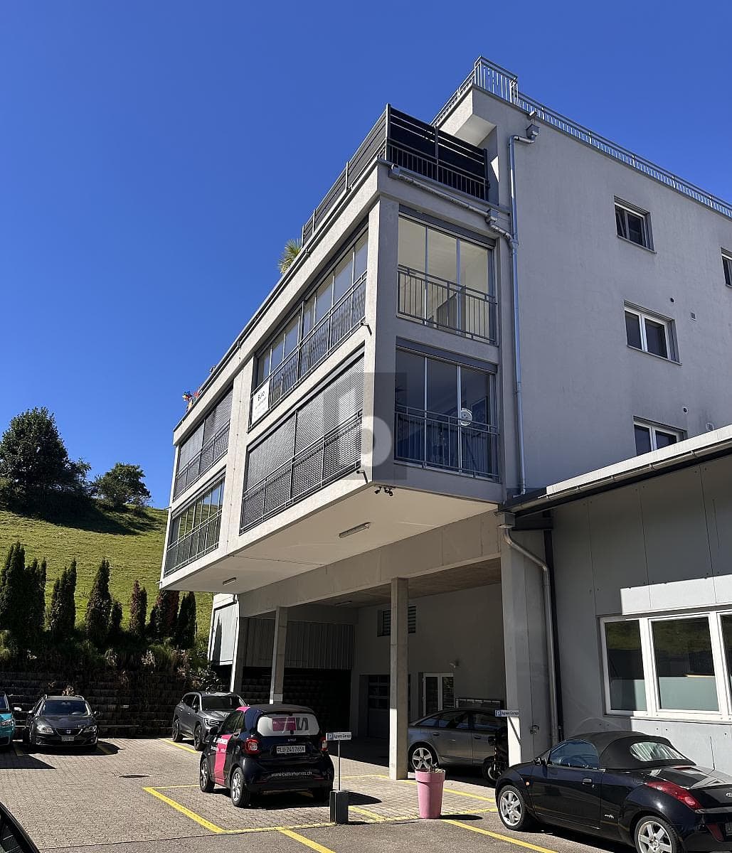 Büro in 6015 Luzern, 106m²