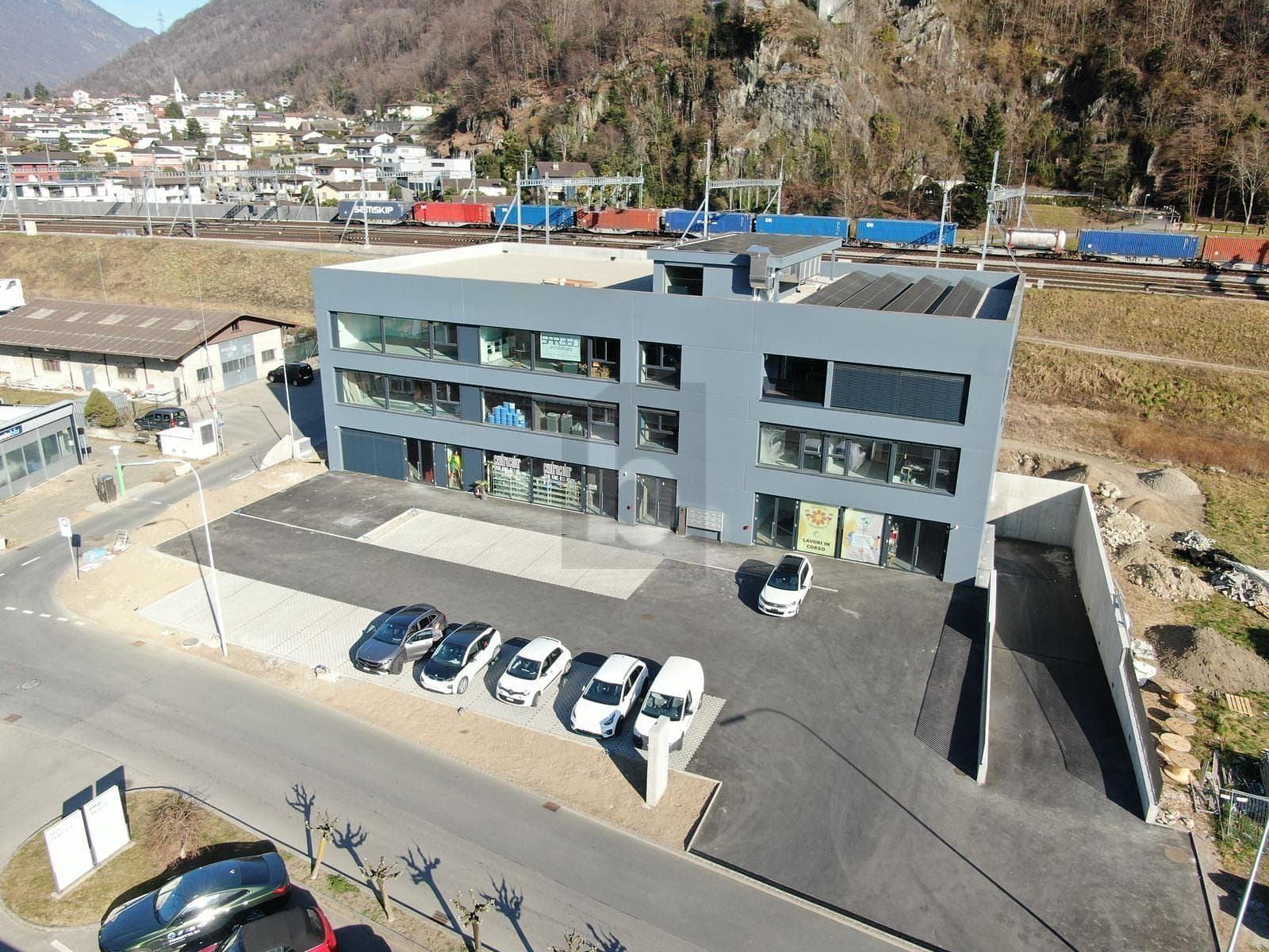 Büro in 6517 Arbedo, 120m²