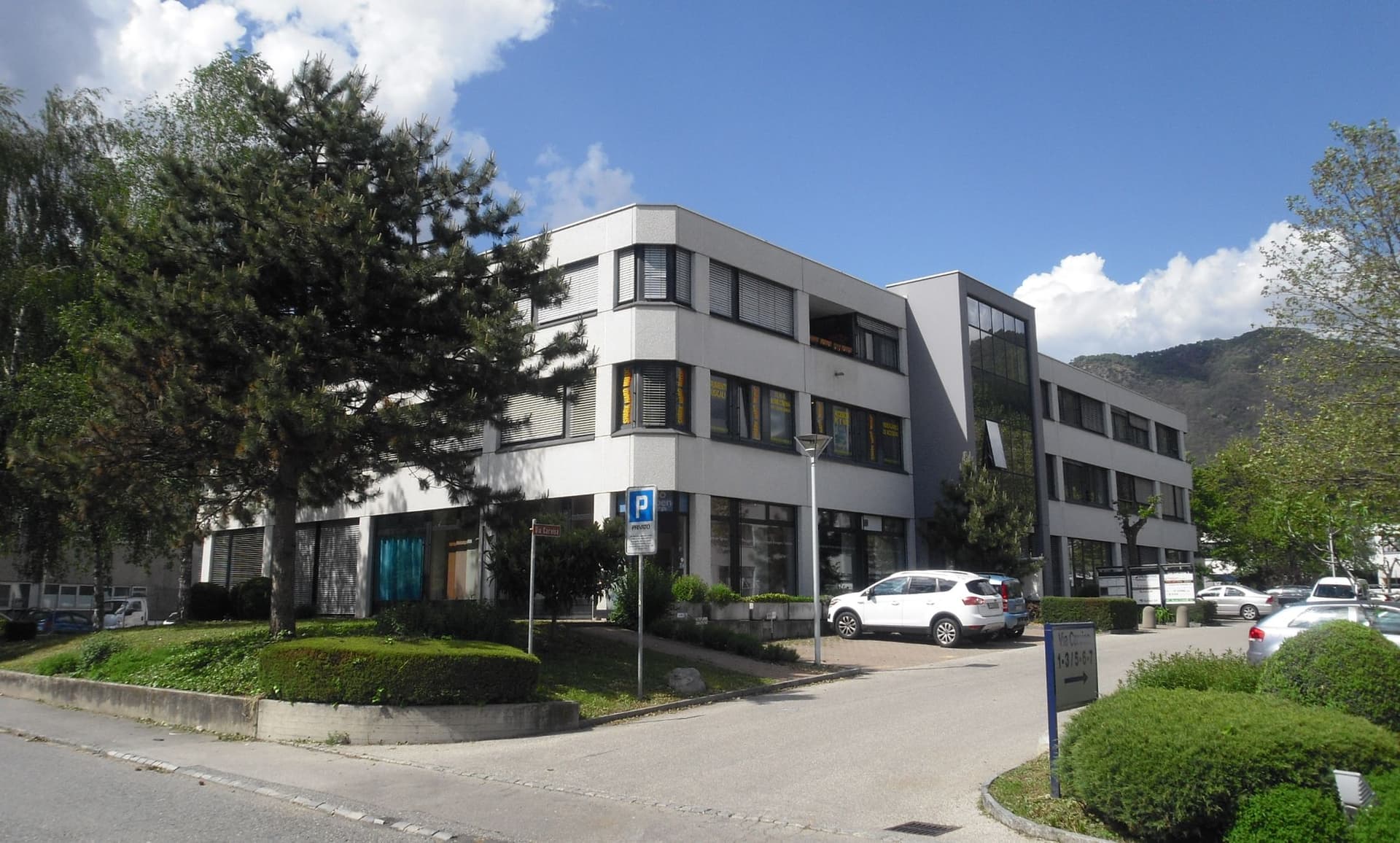 Büro an Via Carvina 1, 6807 Torricella