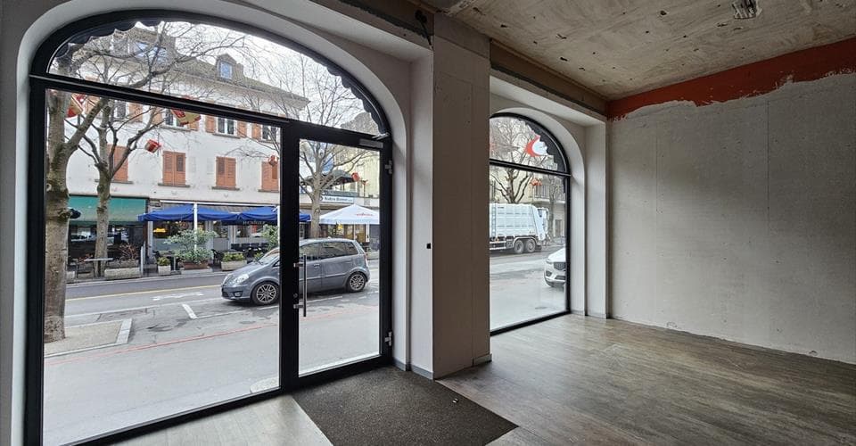 Industry at Avenue Général-Guisan 14, 3960 Sierre