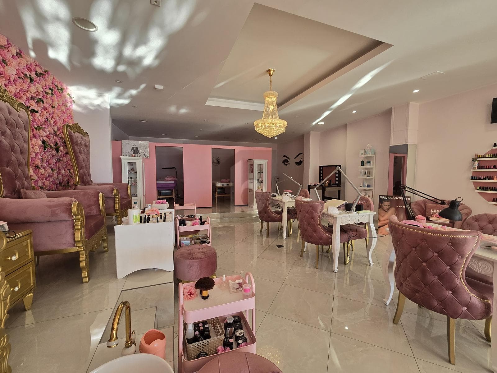 Ladenfläche in 6900 Lugano, 230m²
