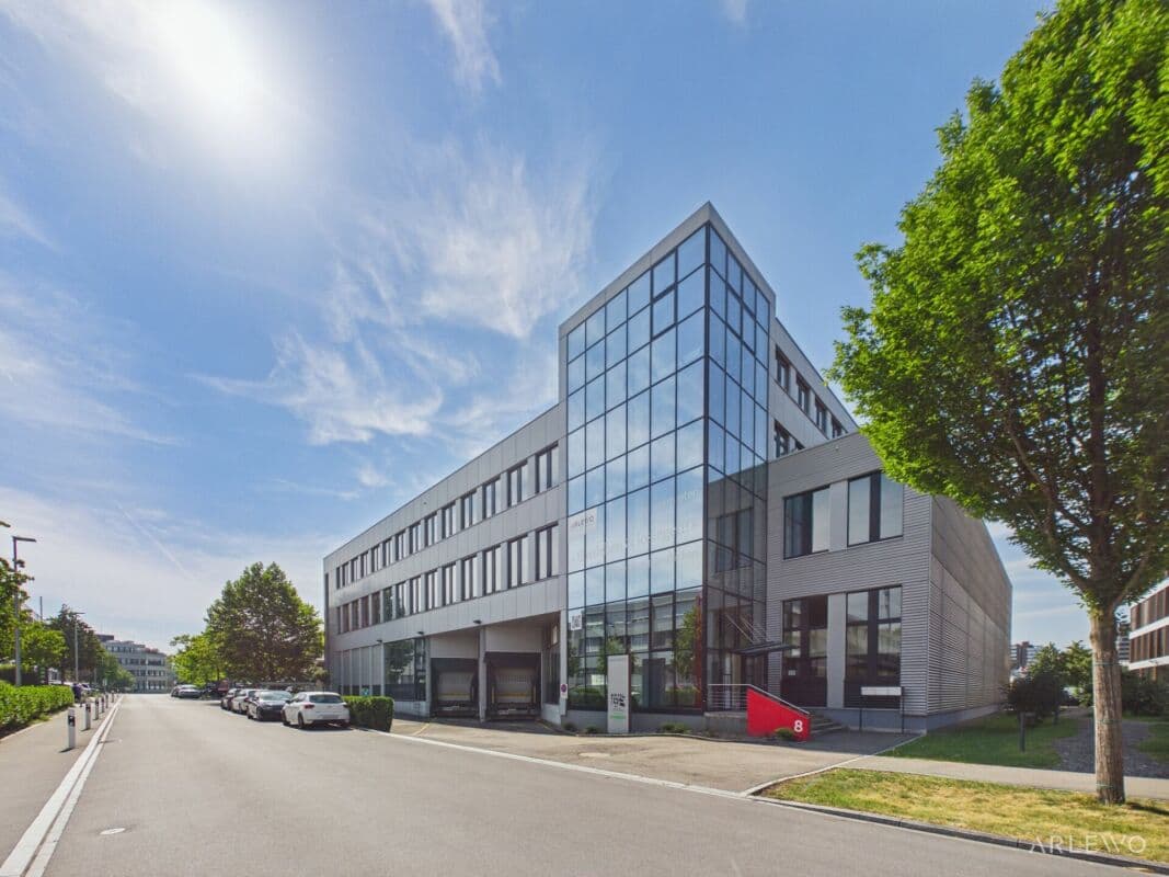 Gewerbe an Riedstrasse 8, 6330 Cham