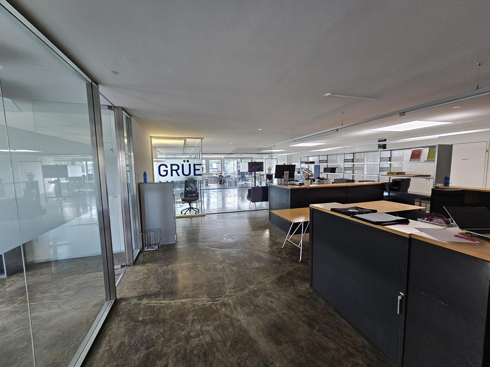 Büro in 8045 Zürich, 322m²