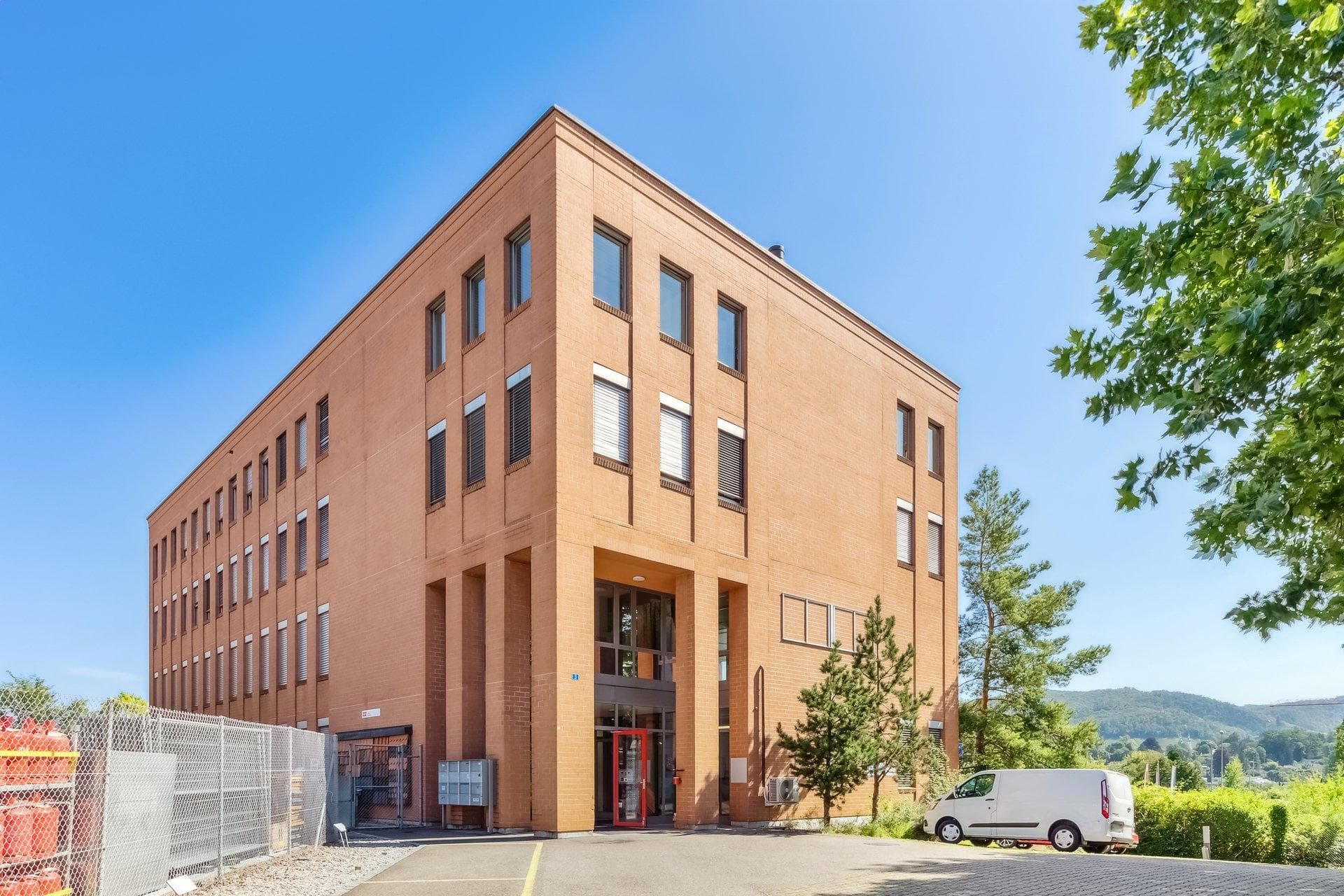 Büro an Am Kägenrain 3, 4153 Reinach BL